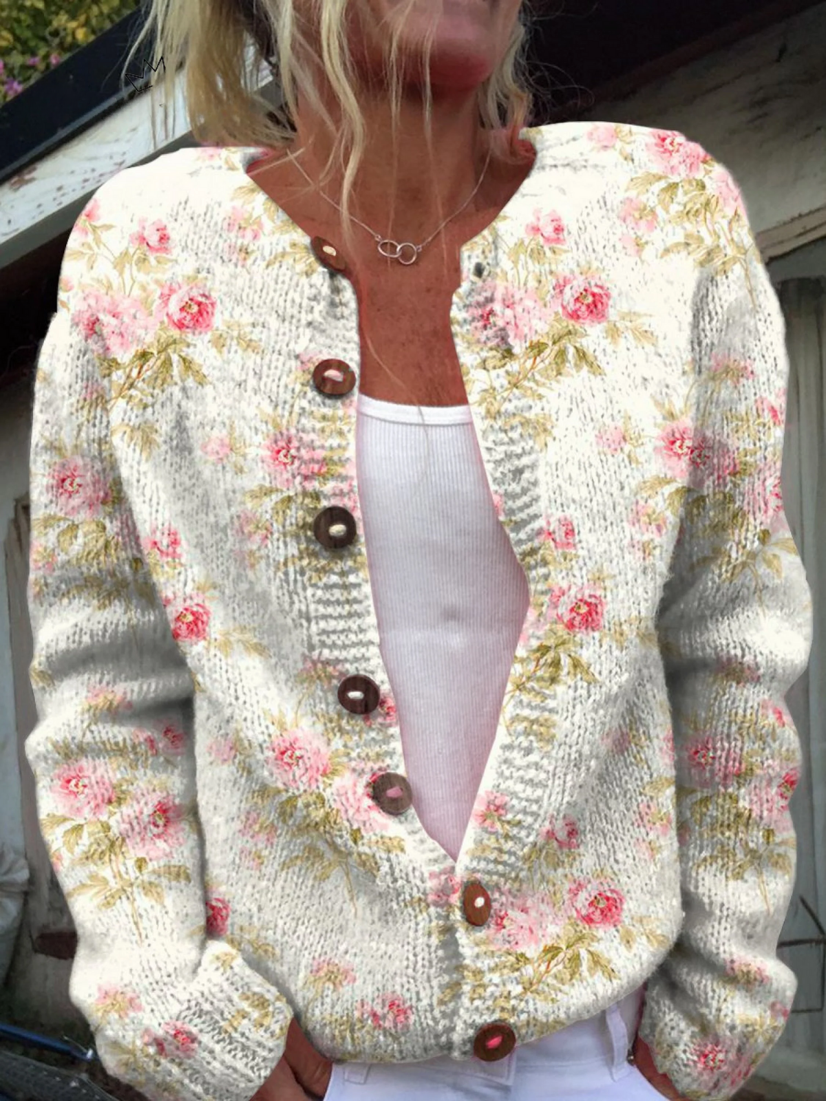 Cardigan con bottoni e stampa di fiori rosa e foglie verdi