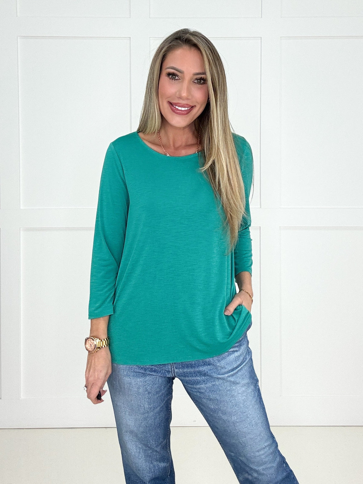 Dear Scarlett Basic Round Neck Top