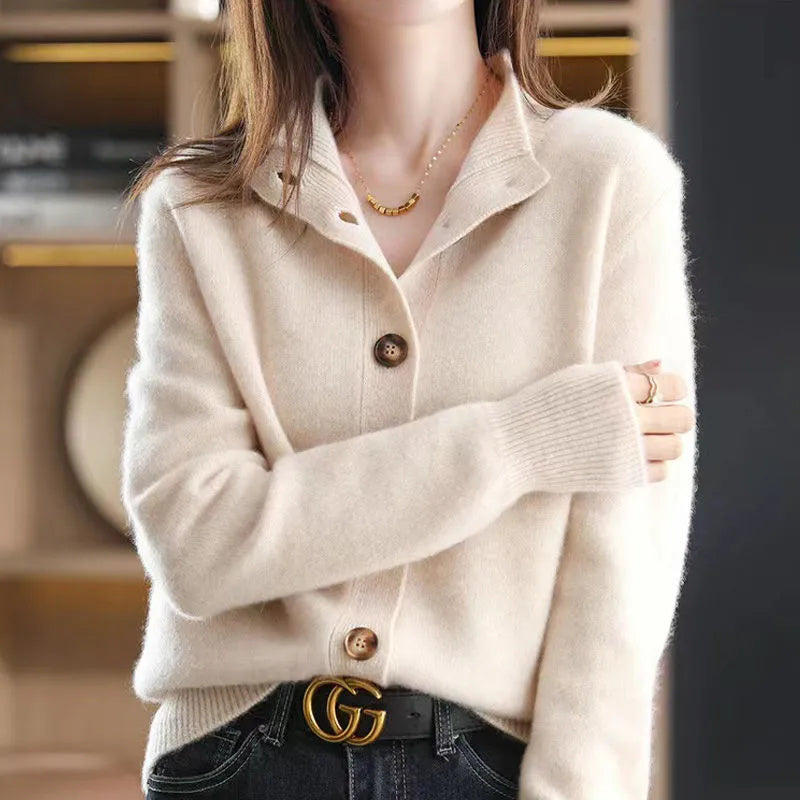 Arlina | Cardigan elegante in lana merino
